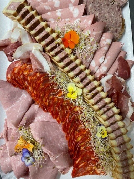 Plateau de charcuteries (10 personnes - 1 kilo environ) (buffet)
